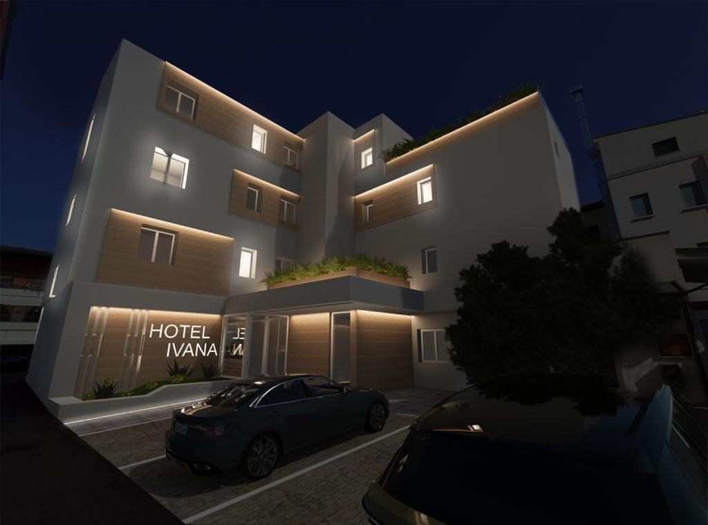 Hotel Ivana Lido di Jesolo Exterior photo