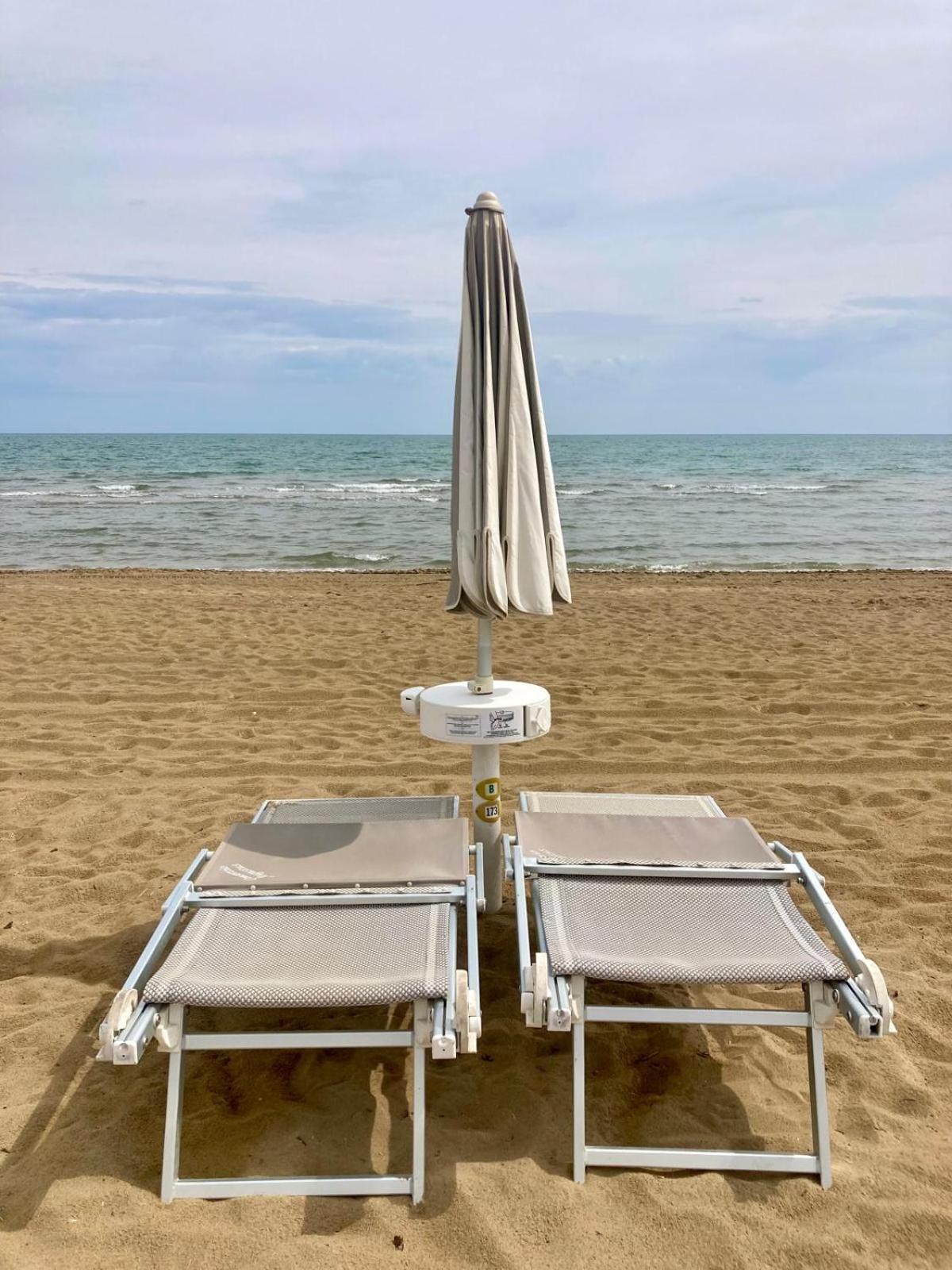 Hotel Ivana Lido di Jesolo Exterior photo